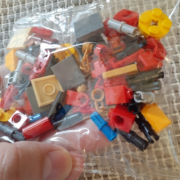 Lego Classic Creative Surprise Bag Parts Replacement Gift Blind Bag - Picture 5 of 7